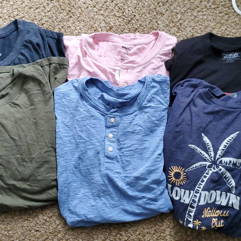 Big and tall men's tahirts 2xlt